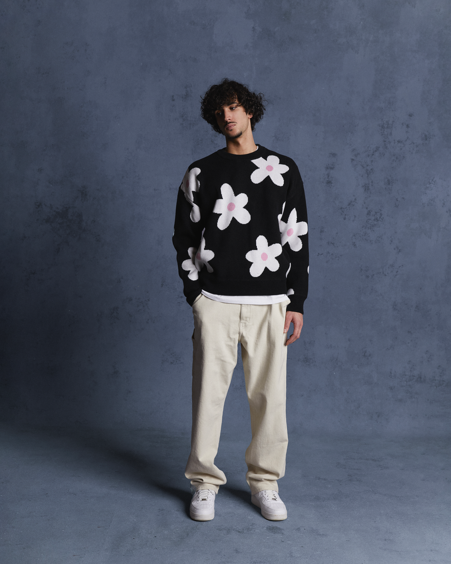 PULL FLOWER NOIR